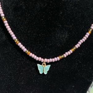 Butterfly necklace with cute accent color⚡️🦋🦋🦋🦋